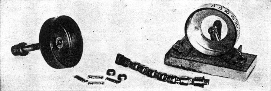 Internals of the air-friction type speedometer