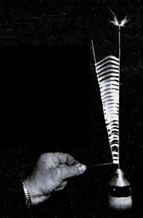 A Jacob's Ladder provided by a vacuum tube Tesla coil