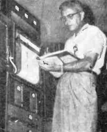 Astronomer T. P. McCullough recording signals from planet Venus