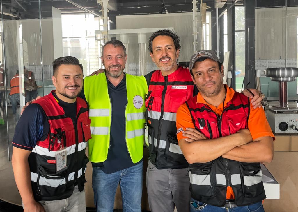 Tesla Coil Engineers at the MUNET Science Museum in Mexico City