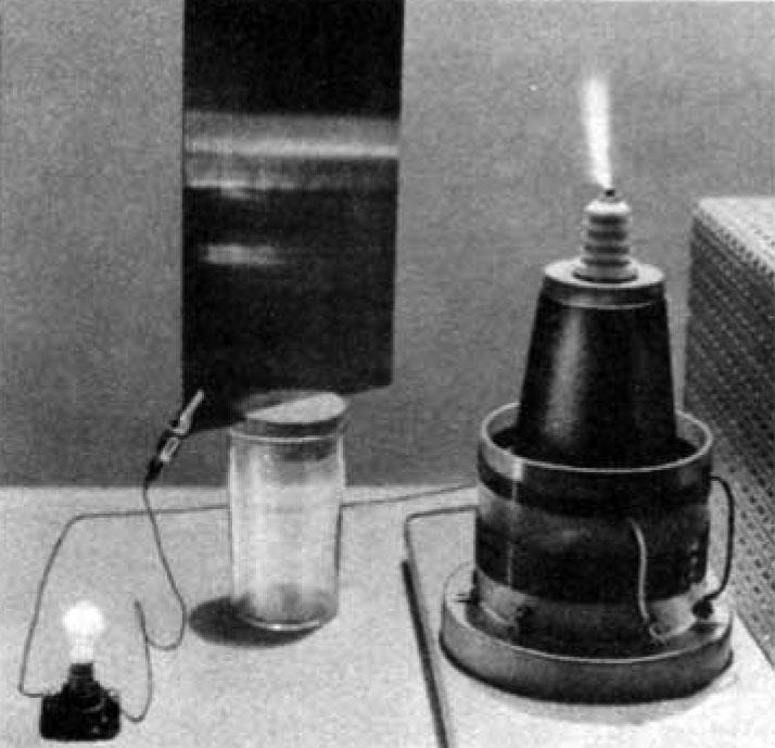 Tesla coil wireless power experiment receiver.