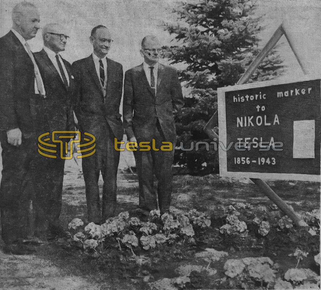 Officials Pose with The Colorado Springs Nikola Tesla Marker