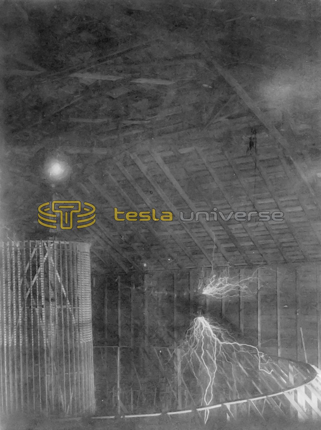Tesla's Colorado Springs oscillator at low power and ceiling detail of lab