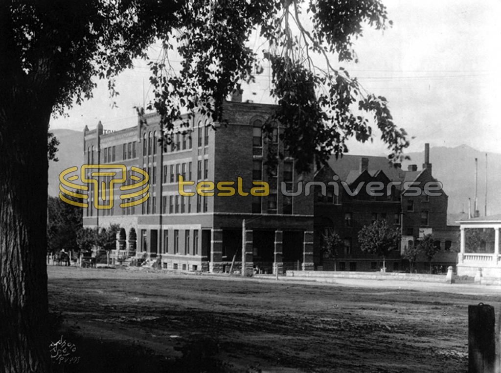 Alta Vista Hotel between Kiowa and Bijou on Cascade