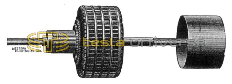 Freeman constant potential dynamo