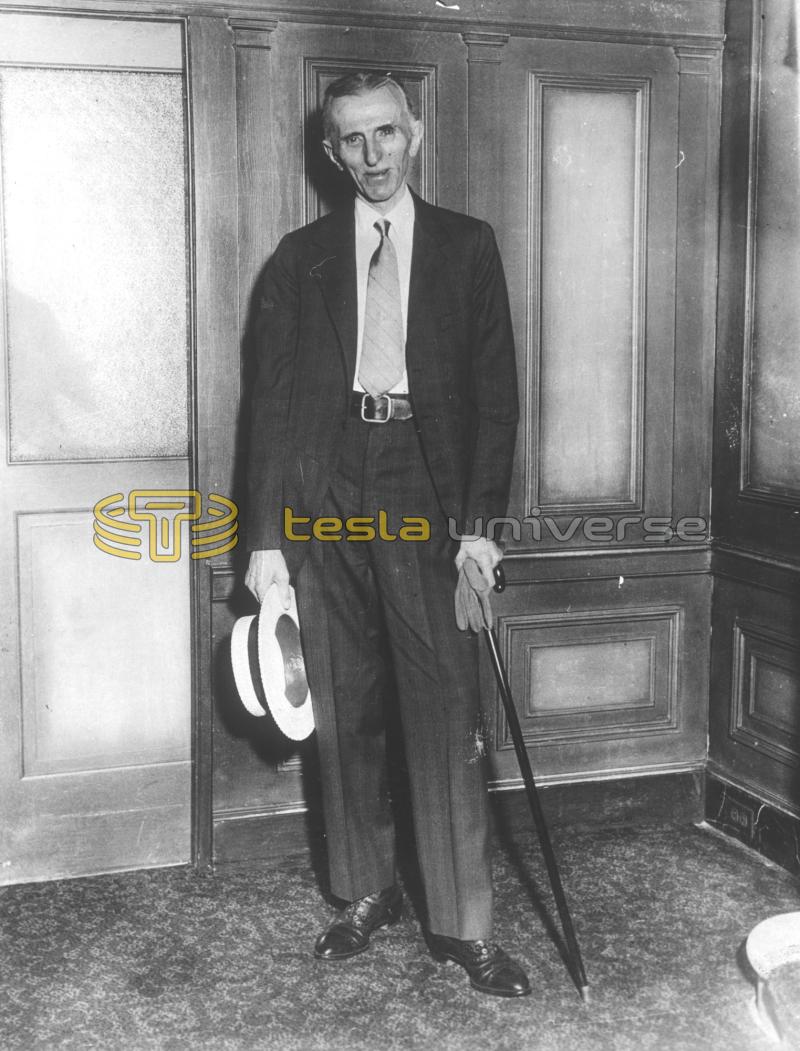 Nikola Tesla at his annual meeting with reporters on his 77th birthday