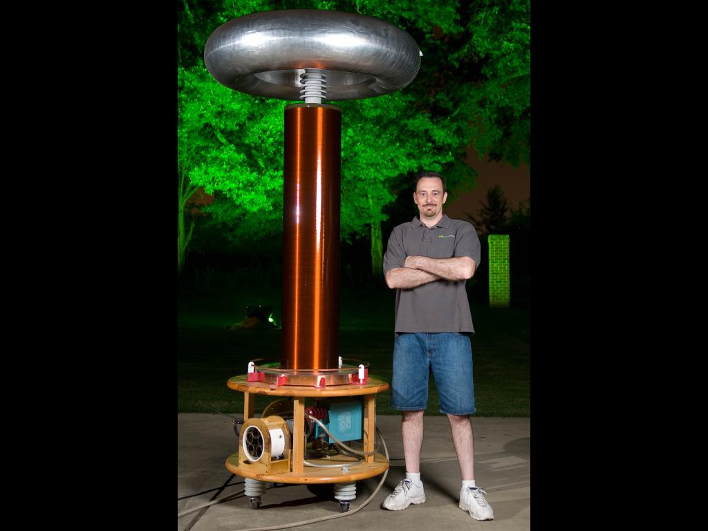 Cameron Prince with SSTC Tesla Coil