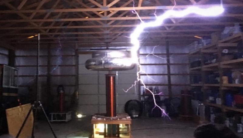Roger Smith's Large DC Tesla Coil
